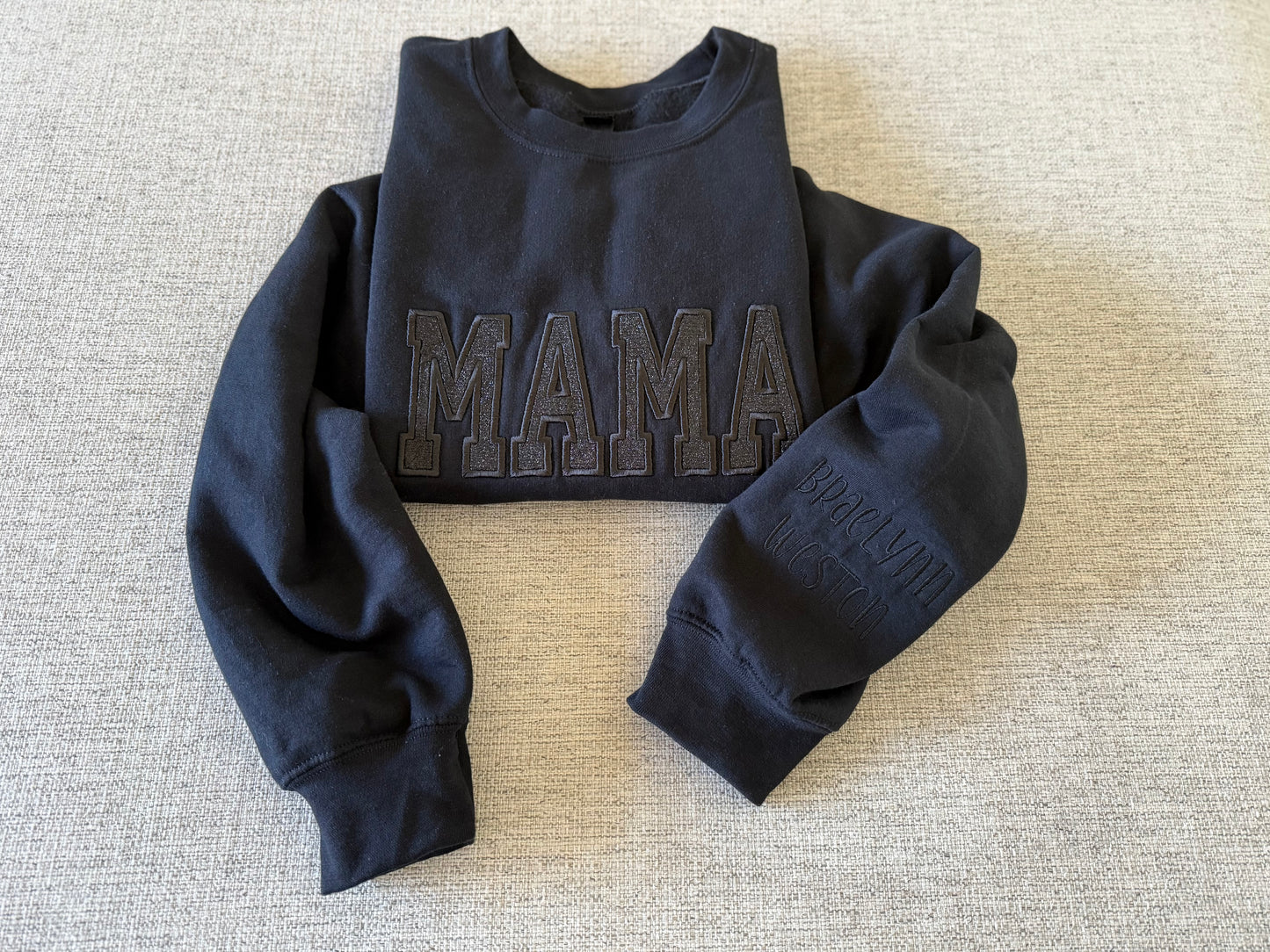 MAMA Crewneck